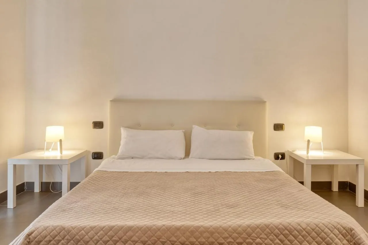 Pupi 93 Rooms Palermo Bed & Breakfast