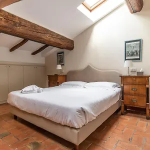 Casa Isolani Charms Santo Stefano 3*, Bologna Italy